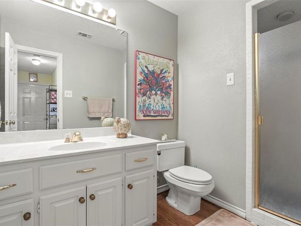 1512  Nettleton Drive , DeSoto Texas 75115