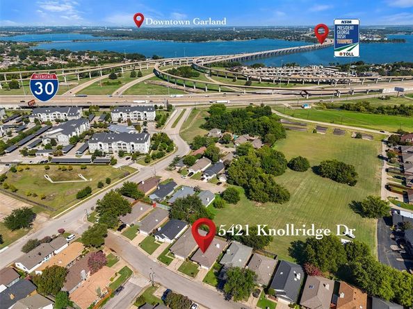 5421  Knollridge  , Garland Texas 75043