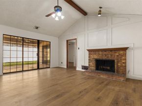 5421  Knollridge  , Garland Texas 75043