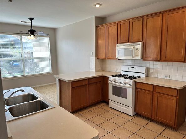 1810  Round Rock Drive , Allen Texas 75002