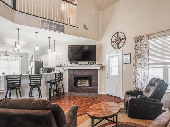 1807  Bridgeport Drive , Providence Village Texas 76227