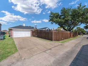 1614  Briargrove Drive , Mesquite Texas 75181