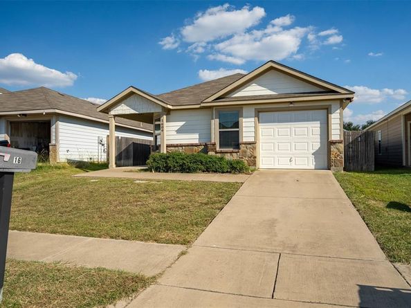 1609  Village Park Trail , Burleson Texas 76028