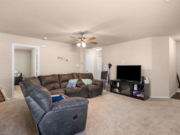 1609  Village Park Trail , Burleson Texas 76028