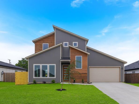 2421  Gooch Street , Dallas Texas 75241
