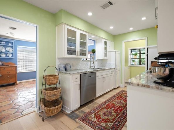 7440  Van Natta Lane , Fort Worth Texas 76112