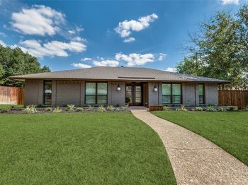 3895  Antigua Circle 