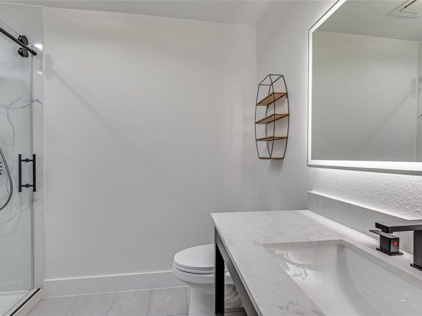 3895  Antigua Circle , Dallas Texas 75244