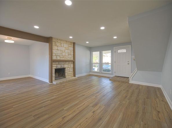 733  Intrepid Drive , Garland Texas 75043