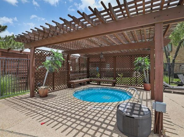 1700  Baird Farm Circle  1110, Arlington Texas 76006