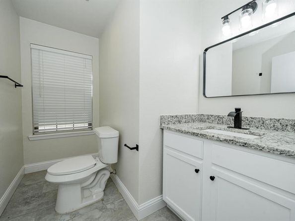 805  9th Street , Grand Prairie Texas 75050