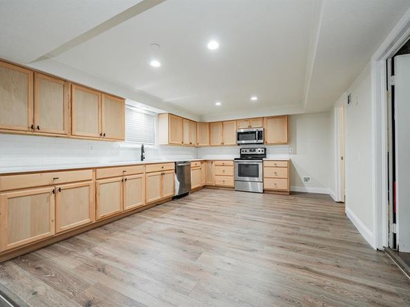 805  9th Street , Grand Prairie Texas 75050