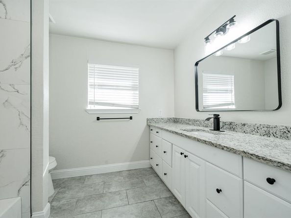 805  9th Street , Grand Prairie Texas 75050