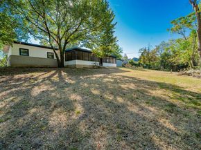 805  9th Street , Grand Prairie Texas 75050