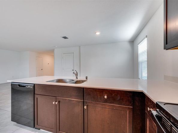 3395  Peyton Lila Road , Dallas Texas 75212
