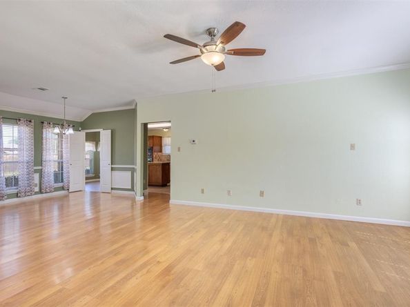 9410  Chimneywood Drive , Rowlett Texas 75089