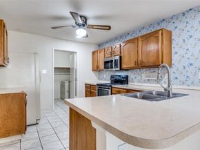 1109  Lesa Lane , Garland Texas 75042