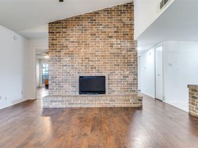 1109  Lesa Lane , Garland Texas 75042