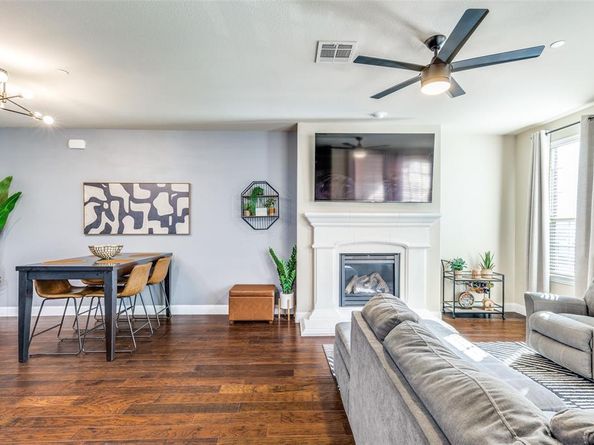 4236  Riverview Drive , Carrollton Texas 75010