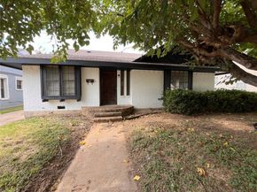1104 E Robert Street , Fort Worth Texas 76104