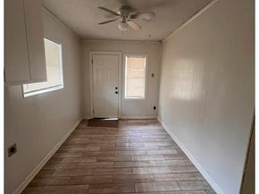 1104 E Robert Street , Fort Worth Texas 76104