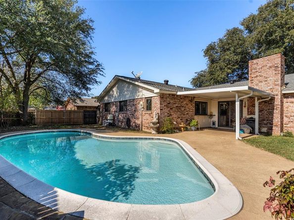 4016  Rushview Drive , Arlington Texas 76016