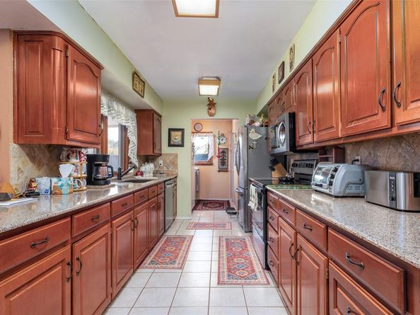 4016  Rushview Drive , Arlington Texas 76016