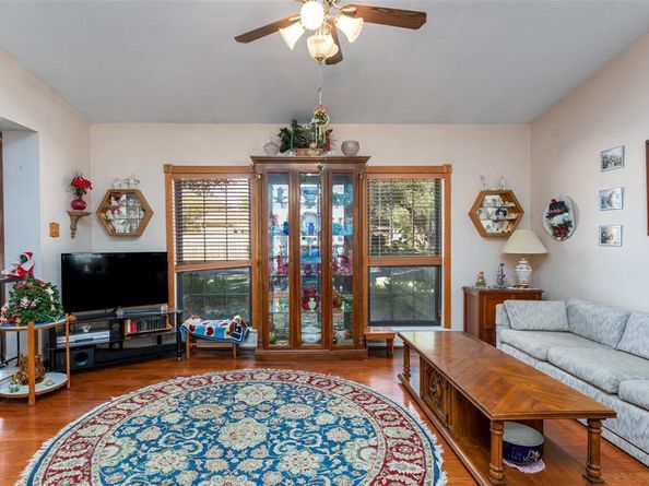 4016  Rushview Drive , Arlington Texas 76016