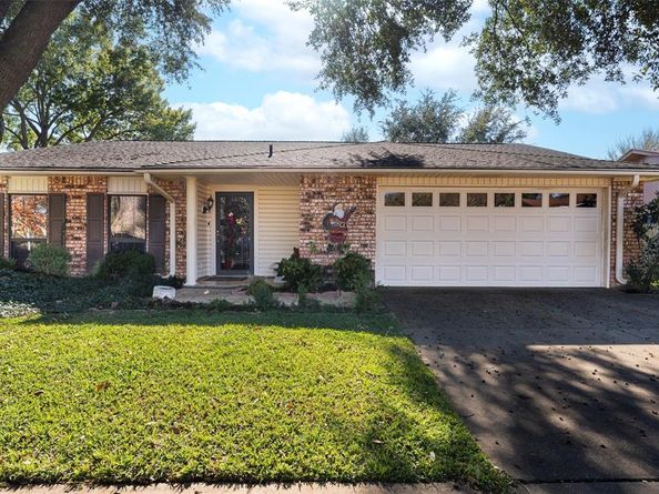 4016  Rushview Drive , Arlington Texas 76016