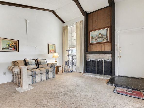 705  Baruna Circle , Garland Texas 75043