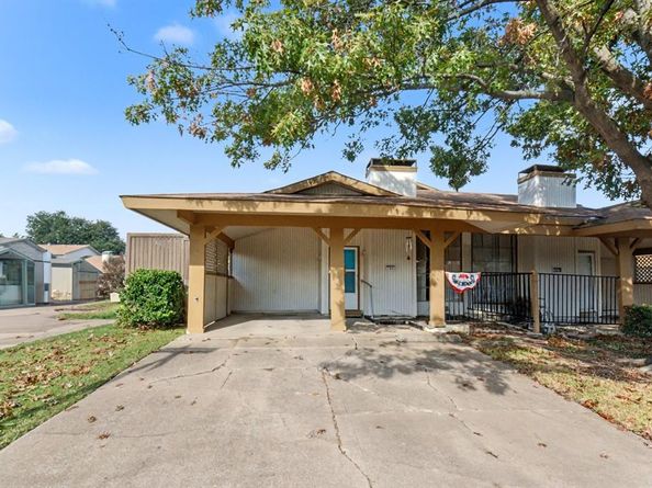 705  Baruna Circle , Garland Texas 75043