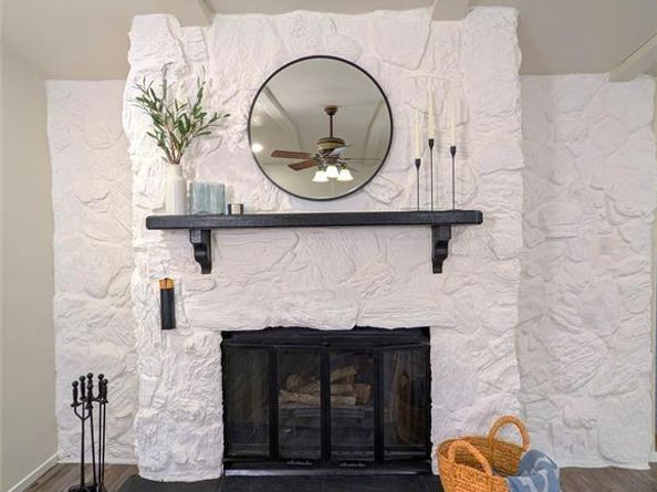 142  Price Drive , Lewisville Texas 75067