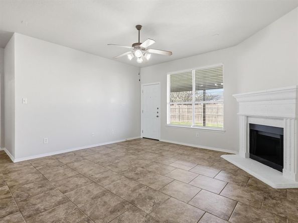 3705  Silverado Trail , Fort Worth Texas 76262