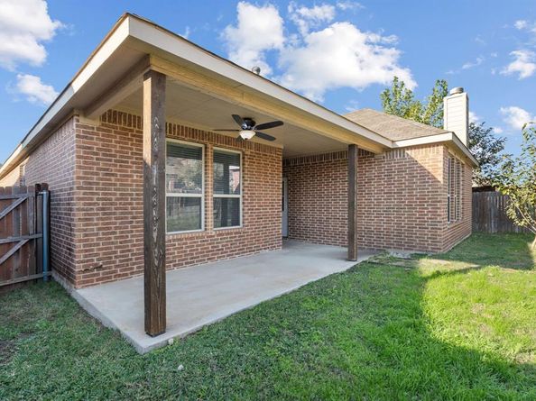 5640  Spirit Lake Drive , Fort Worth Texas 76179