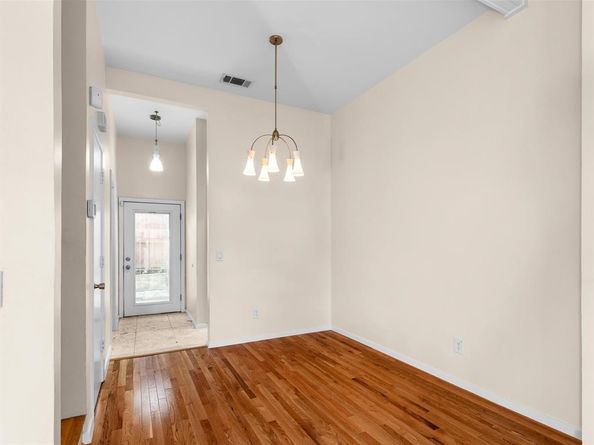 4110  Travis Street  E, Dallas Texas 75204