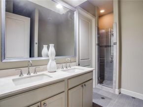 5800  Mccommas Boulevard  A207, Dallas Texas 75206