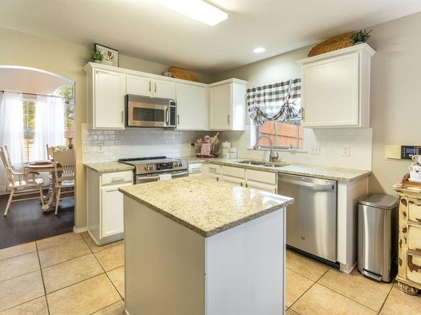 305  Sandy Lane , Royse City Texas 75189