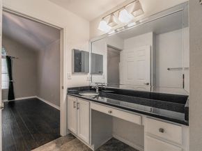 803  Cara Lane , Arlington Texas 76012