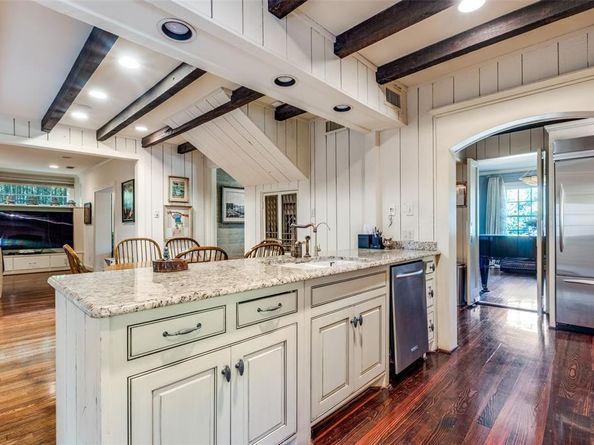 3916  Stonebridge Drive , Dallas Texas 75204