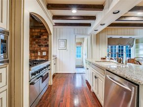 3916  Stonebridge Drive , Dallas Texas 75204