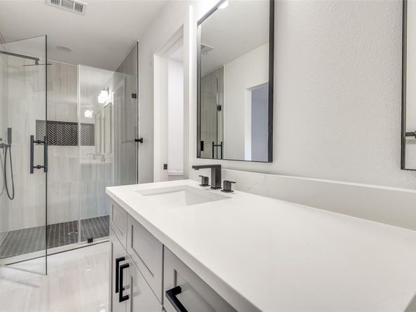 5807  Winding Woods Trail , Dallas Texas 75227