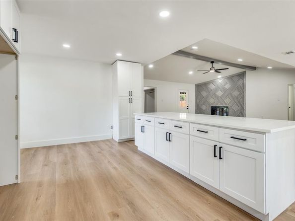 5807  Winding Woods Trail , Dallas Texas 75227