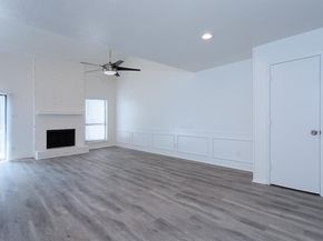 7450  Holly Hill Drive  105, Dallas Texas 75231