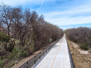 7450  Holly Hill Drive  105, Dallas Texas 75231