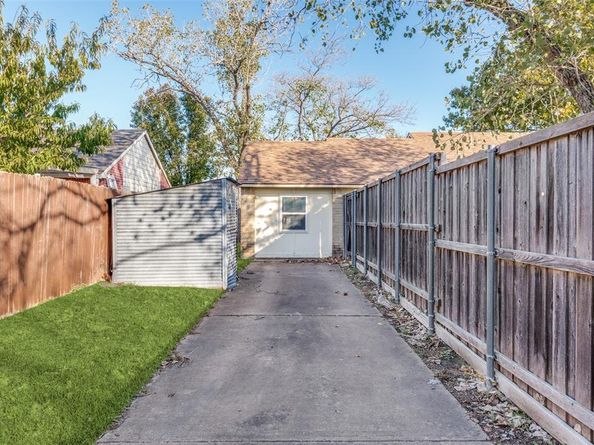 2530  Western Drive , Garland Texas 75042