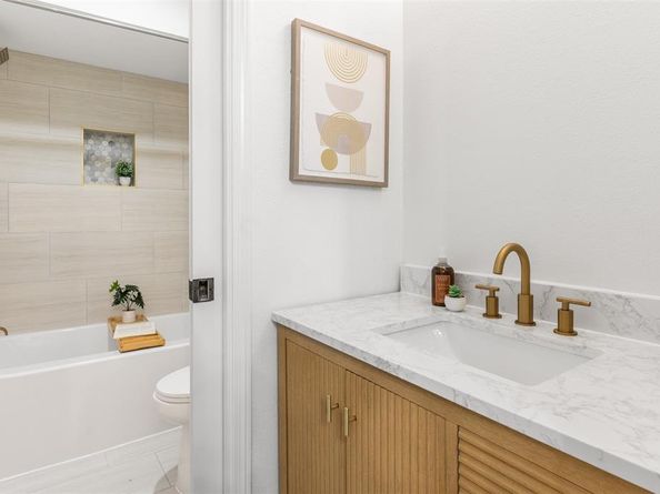 6015  Blue Mist Lane , Dallas Texas 75248