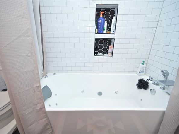 2708  Foxcroft Circle , Denton Texas 76209