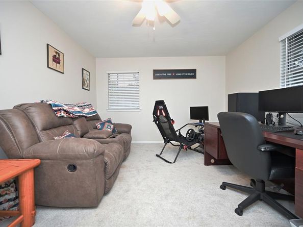 2708  Foxcroft Circle , Denton Texas 76209