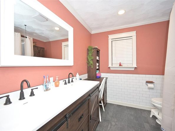 2708  Foxcroft Circle , Denton Texas 76209