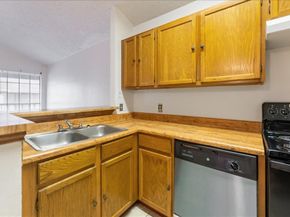 6108  Abrams Road  330, Dallas Texas 75231